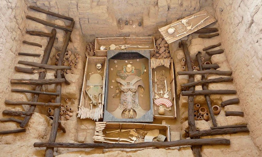 HUACA CHOTUNA CO9MPLEJO
