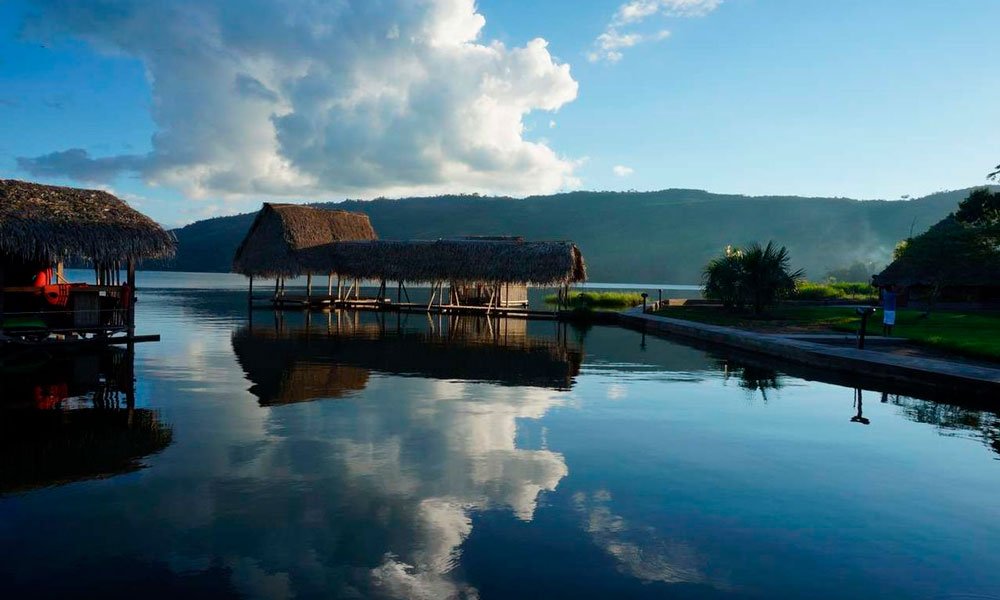 LAGUNA AZUL TARAPOTO