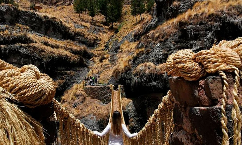 PUENTE QESWACHAKA PERU