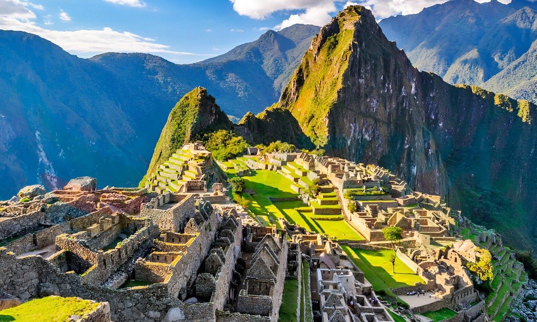 isitar la Amazonía y Cusco