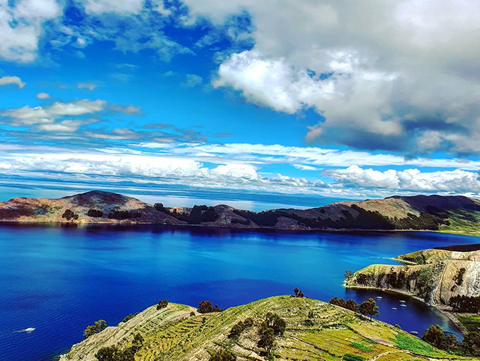 Tour Copacabana Isla del Sol y La Luna 2 Dias desde Puno