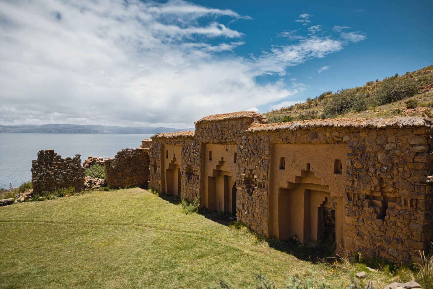 Isla del Sol y La Luna | Templo del Sol | Desde Copacabana