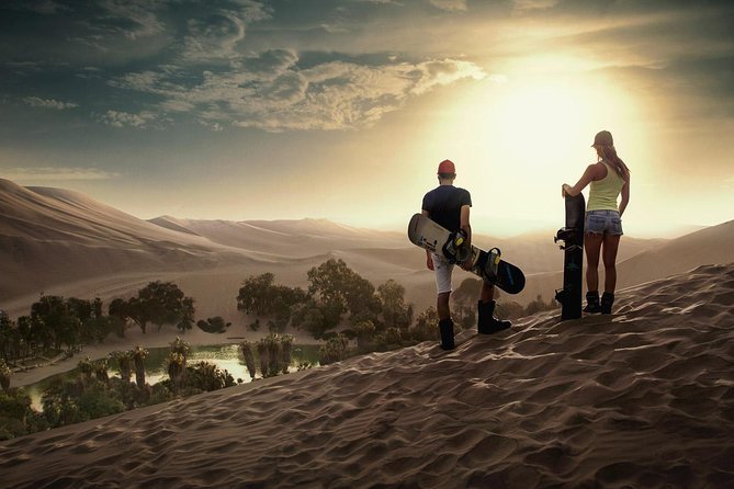 Tour Oasis de Huacachina Ica | Buggies & Sandboarding