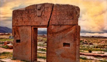 Tour Tiahuanaco desde Puno 1 día-Puerta del Sol & Bolivia