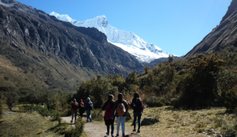 Excursión por Huaraz 3 Días, Caminata Laguna 69