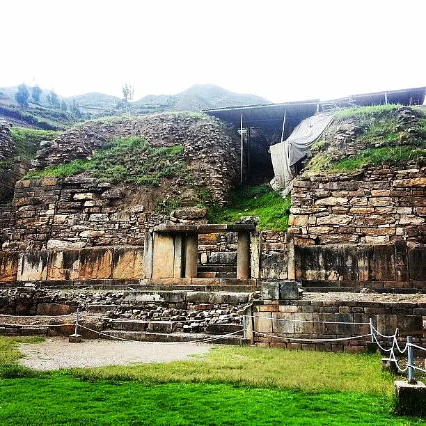 Laguna Querococha y Templo Chavin | Full day