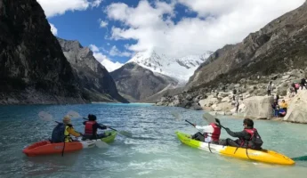 Explora Huaraz 2 días | Aguas Cristalinas & Paisajes Montañosos