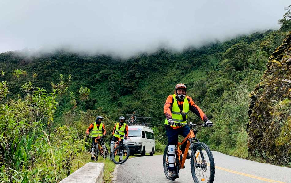 Selva de Machu Picchu 6 Días | Rafting + Zipline | Todo Incluido