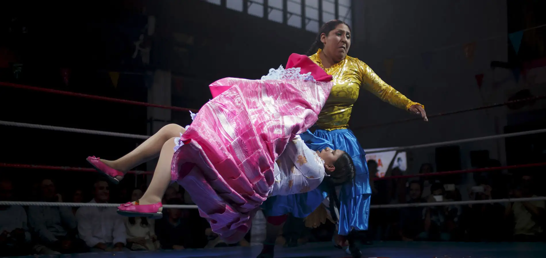 Cholitas valientes: El Desafío en el Ring