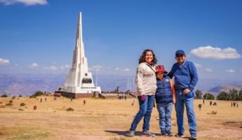 Tour Pampa de Ayacucho, Wari y Quinua | Historia & Tradiciones