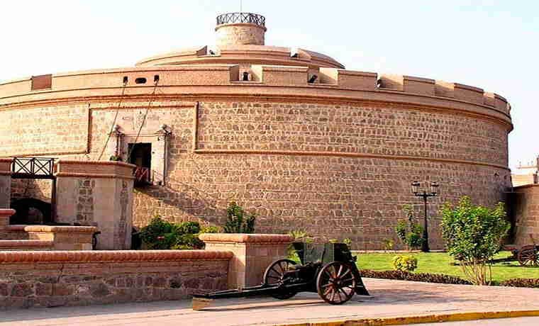 Full day – Callao Monumental