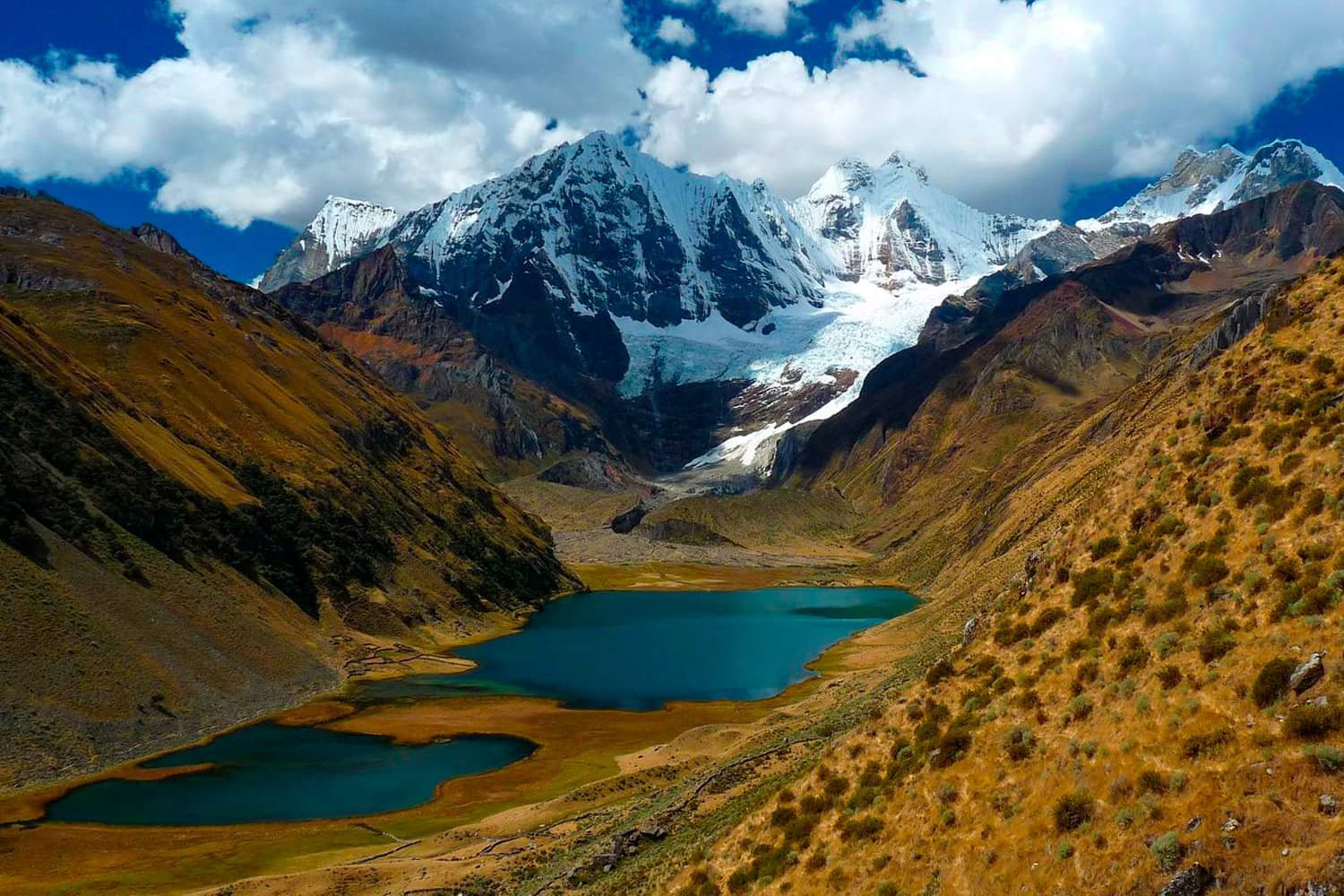 Trekking Escencia de Huayhuash