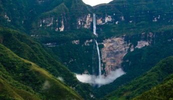 Tour Chachapoyas 4 Días y 3 Noche | Zona Arqueológica de Kuelap